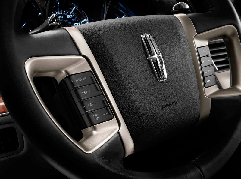 Illustration for article titled 2010 Lincoln MKT: Crossover For The Super-Segmented Masses
